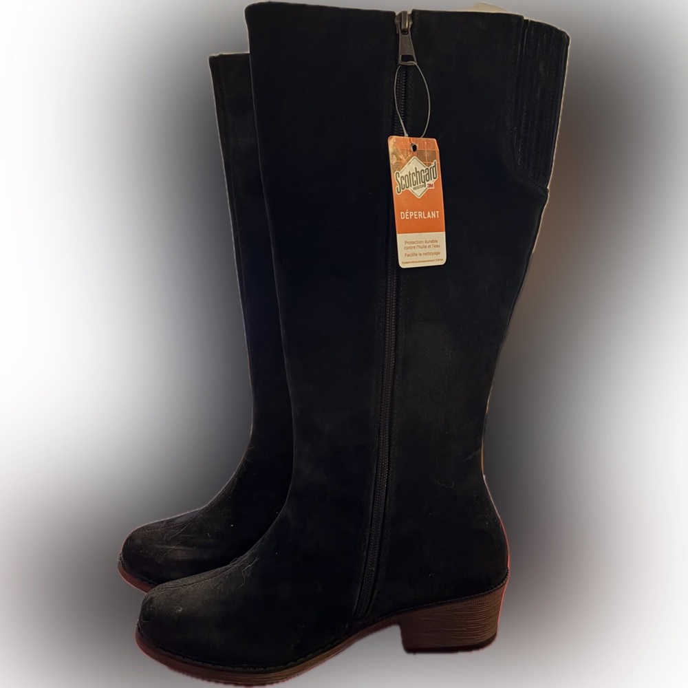 Journee Collection Black Suede Boot